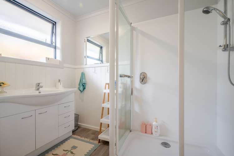 21 Selwyn Avenue Akaroa_16