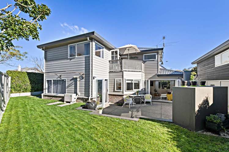 1/98 St Johns Road St Johns_15