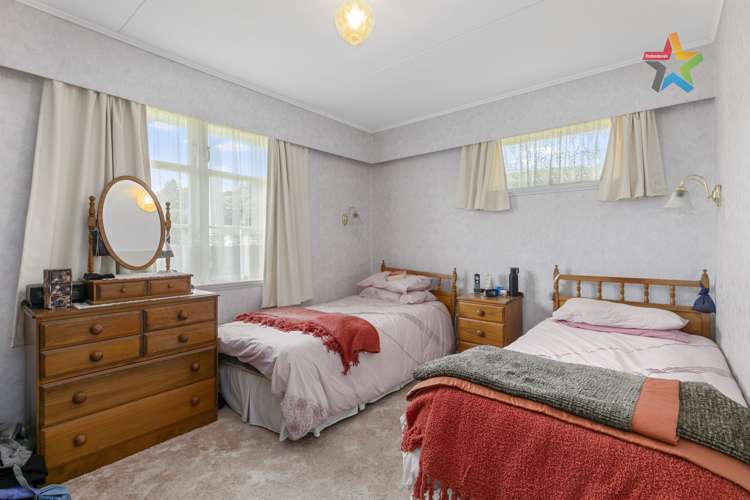 8 Reading Street Wainuiomata_10