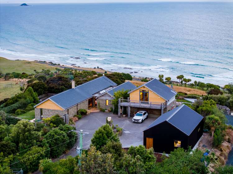 186 Taieri Mouth Road Brighton Dunedin City Rural Property For