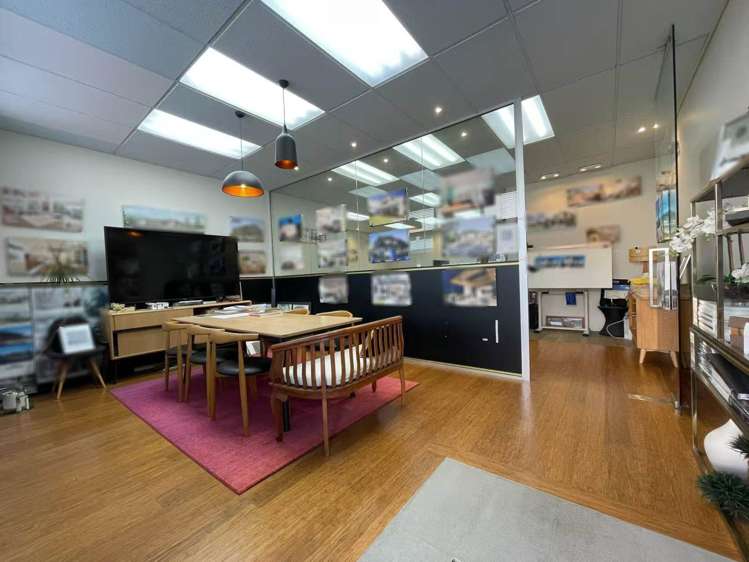 Unit 6/375-383 Khyber Pass Road Newmarket_1