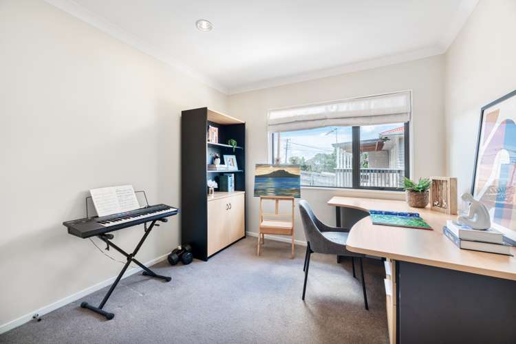 2 Bangla Place Massey_18