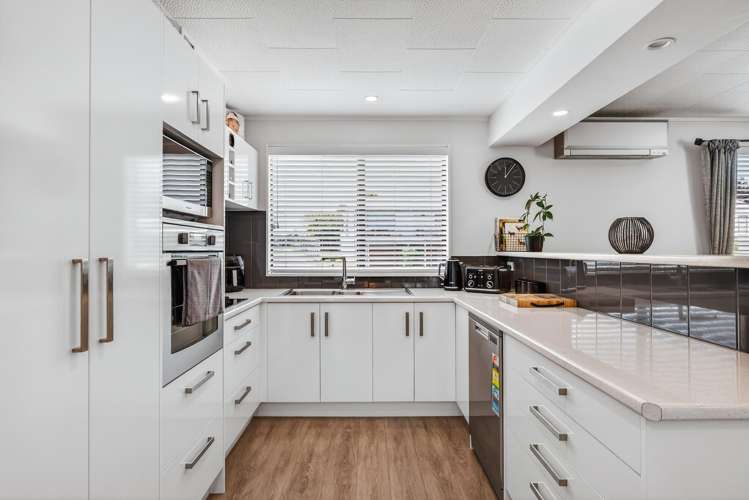 60 Grace Crescent Richmond Heights_13