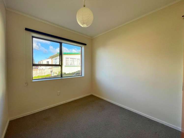 2/3195 Great North Road New Lynn_6