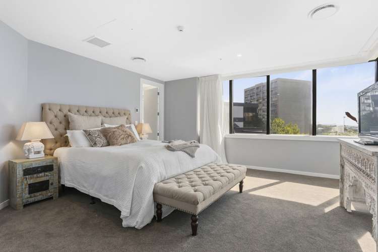 12126 Vincent Street Auckland Central_13