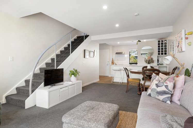 4/33 Winchester Street Merivale_4