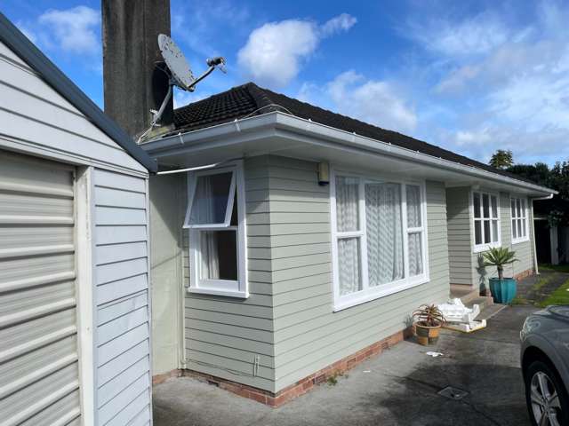 109 Vodanovich Road Te Atatu South_2