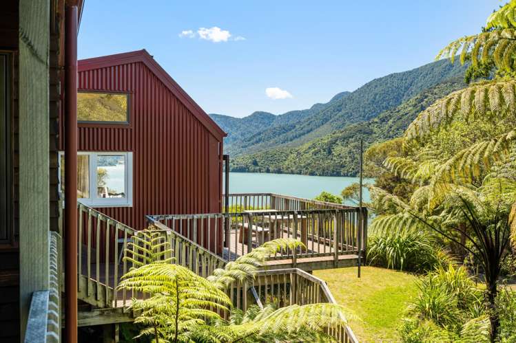 542 Moetapu Bay Road Marlborough Sounds_37