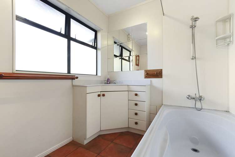 6 Halyard Place Te Atatu Peninsula_13