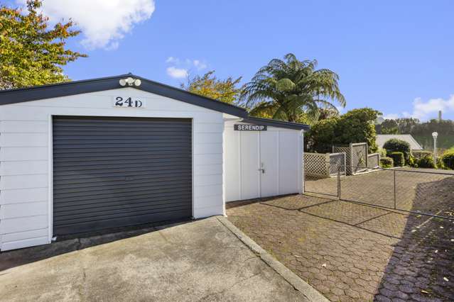 24d St Ives Grove Whalers Gate_1