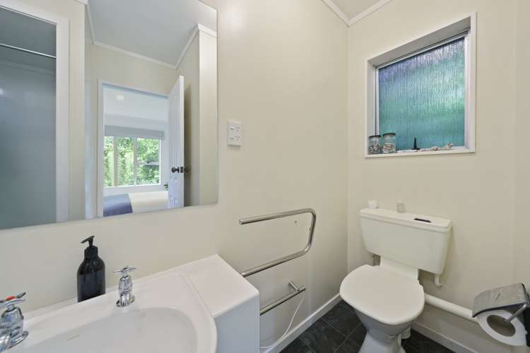 48 Rona Street Eastbourne_17