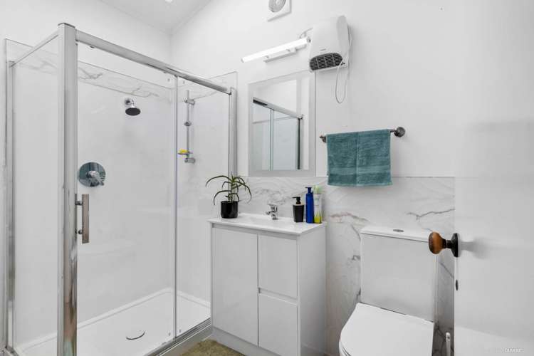 9 Hazeldene Place Opaheke_13