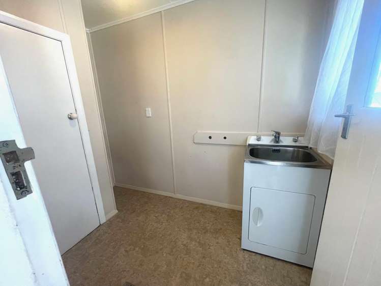 49 Thatcher Street Castlecliff_19