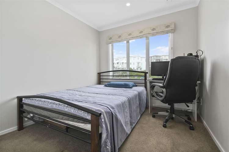 68 Arrowsmith Drive Flat Bush_6