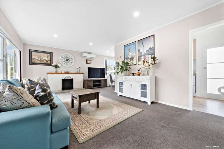 16 Sarona Avenue Glen Eden_12