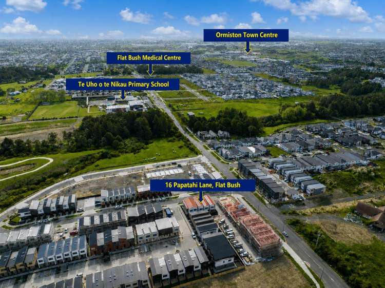 16 Papatahi Lane Flat Bush_18
