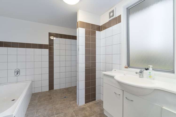 21 Blackmore Crescent Alexandra_7