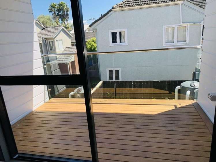 2/243 Mount Albert Road 1781_5