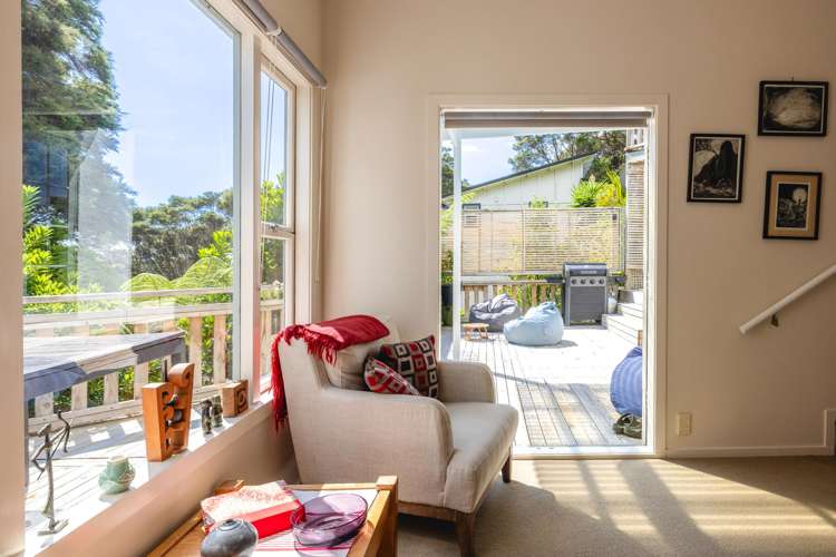 69 Victoria Road South Onetangi_9