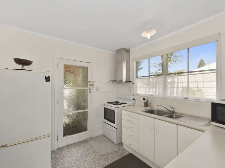 72b Oakfield Crescent Pukete_2