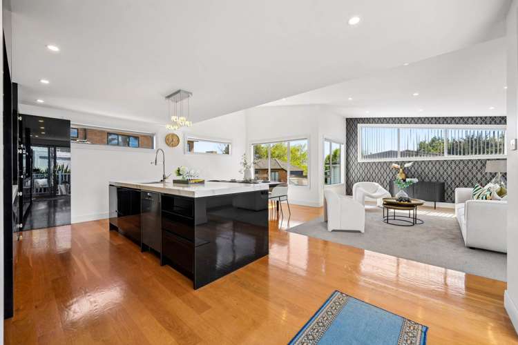 2A Campbell Crescent_5