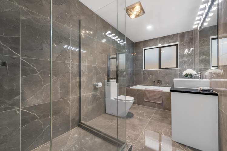 5 Hangahai Road Flat Bush_16