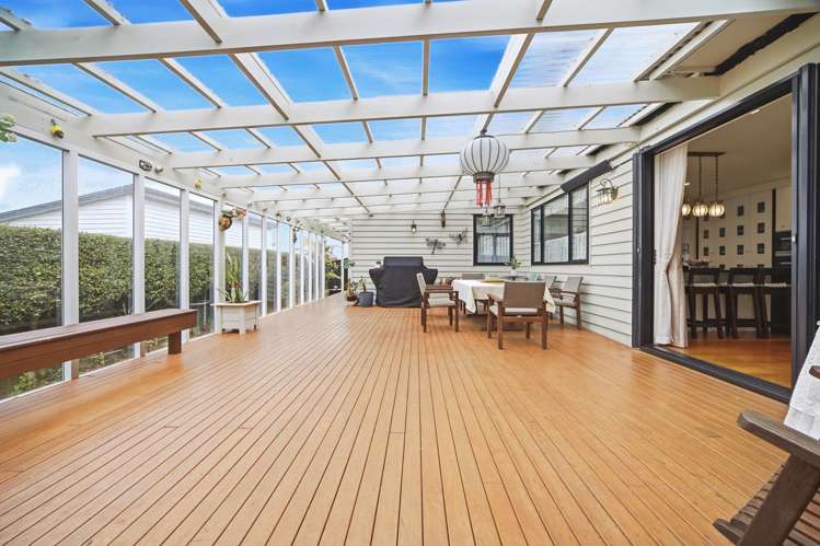 61 Harrowglen Drive Northcross_12