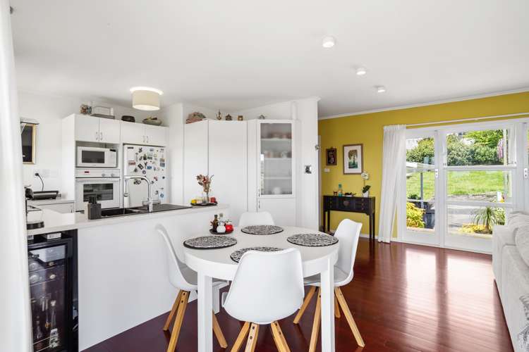 293 Don Buck Road Massey_8