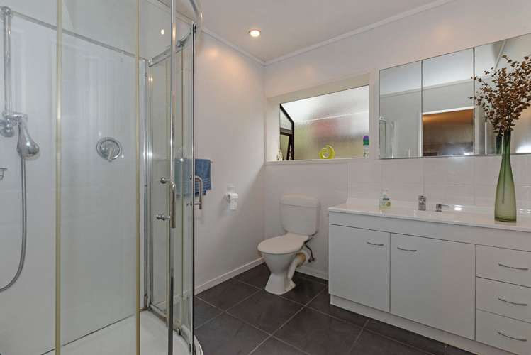 1/4 Rhinevale Close Henderson_10