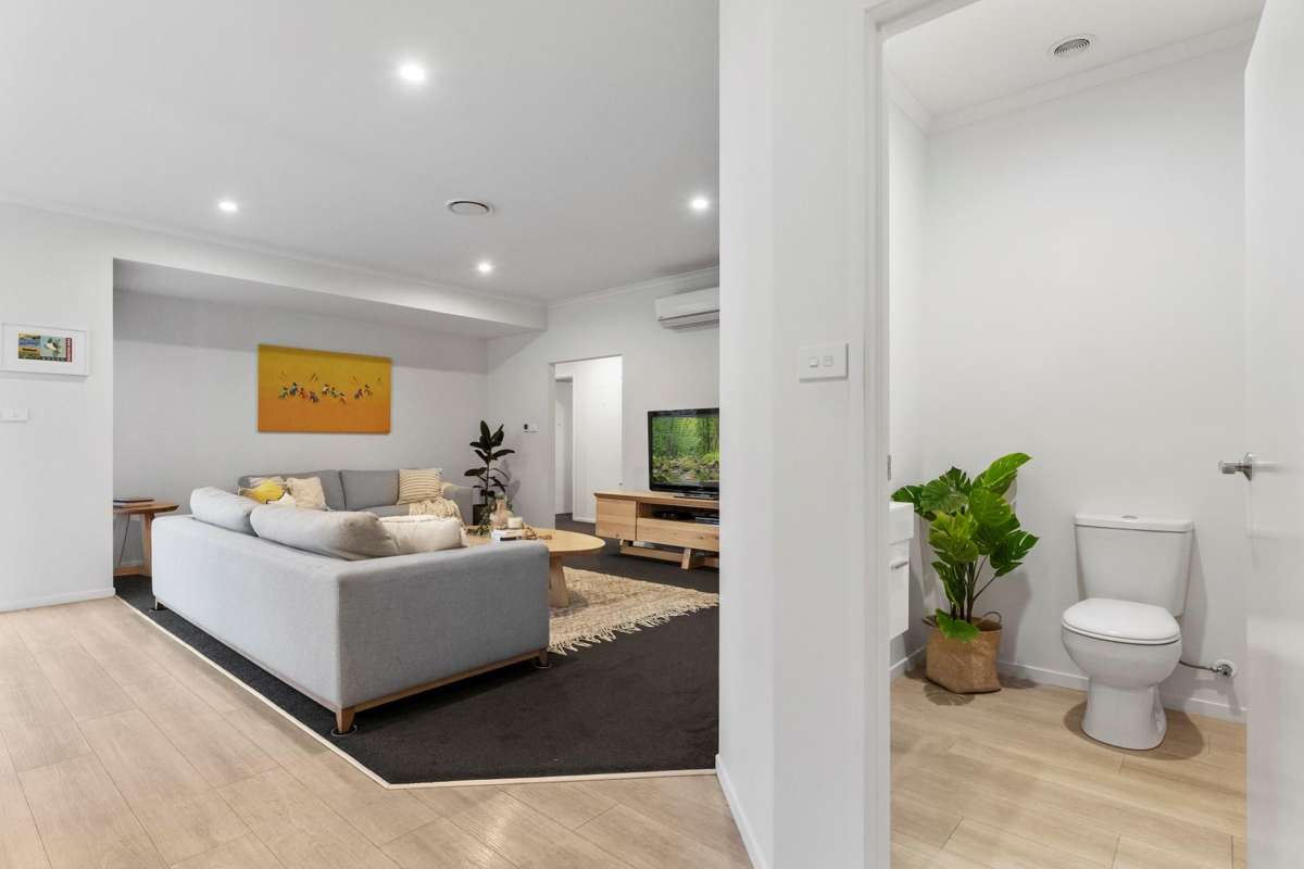 57 Te Kio Crescent_3
