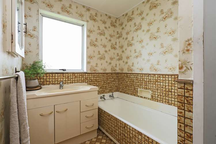 57 Kingsley Drive Flaxmere_11