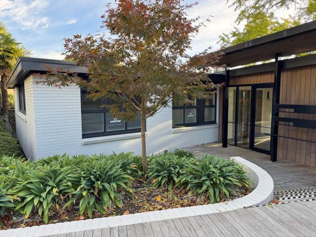 2/210 Collingwood Street Hamilton Central_1