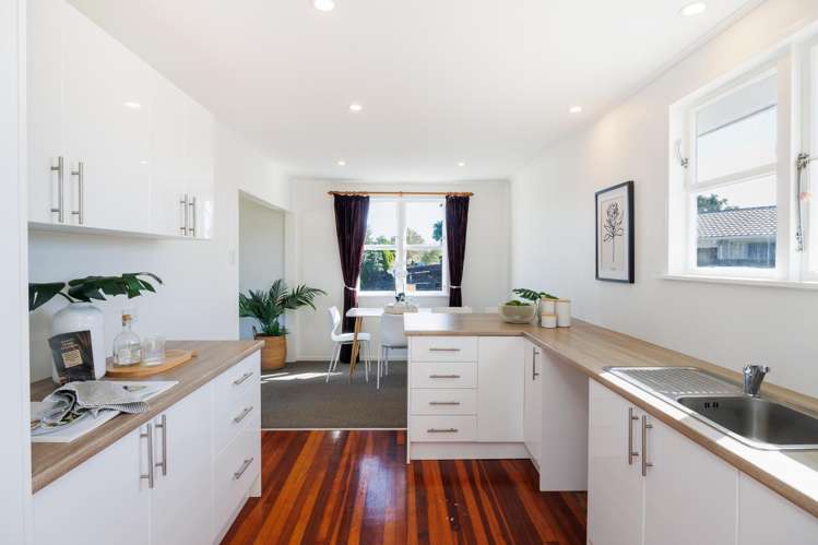 20 Pinedale Parade Milson_5