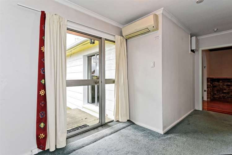 15 Wycola Avenue Hei Hei_13