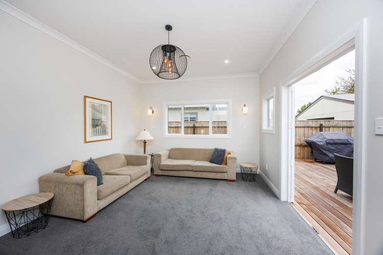 7 Pirie Street Palmerston North Central_9