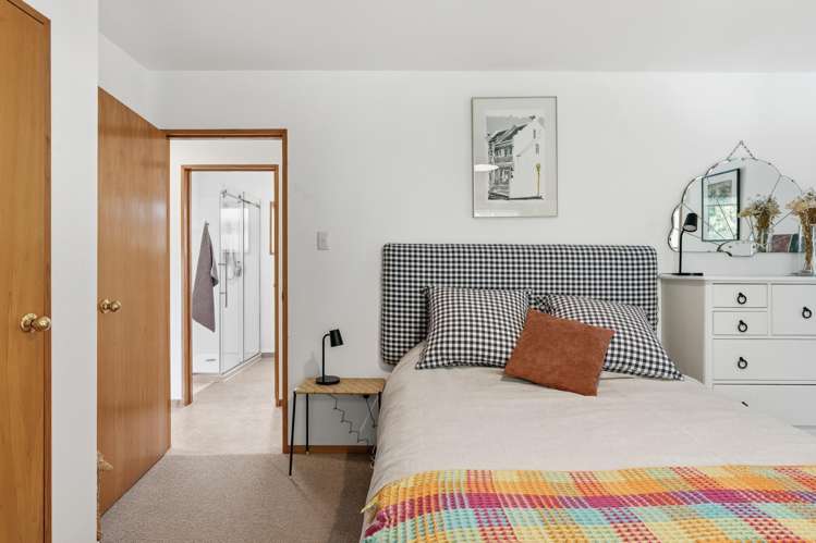 69 Greenacres Street Macandrew Bay_11