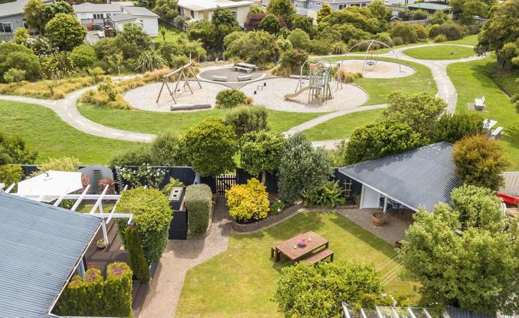 27 Cluny Road Plimmerton_27