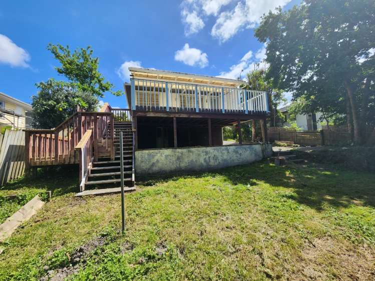 22 Parrs Cross Road 11401_16