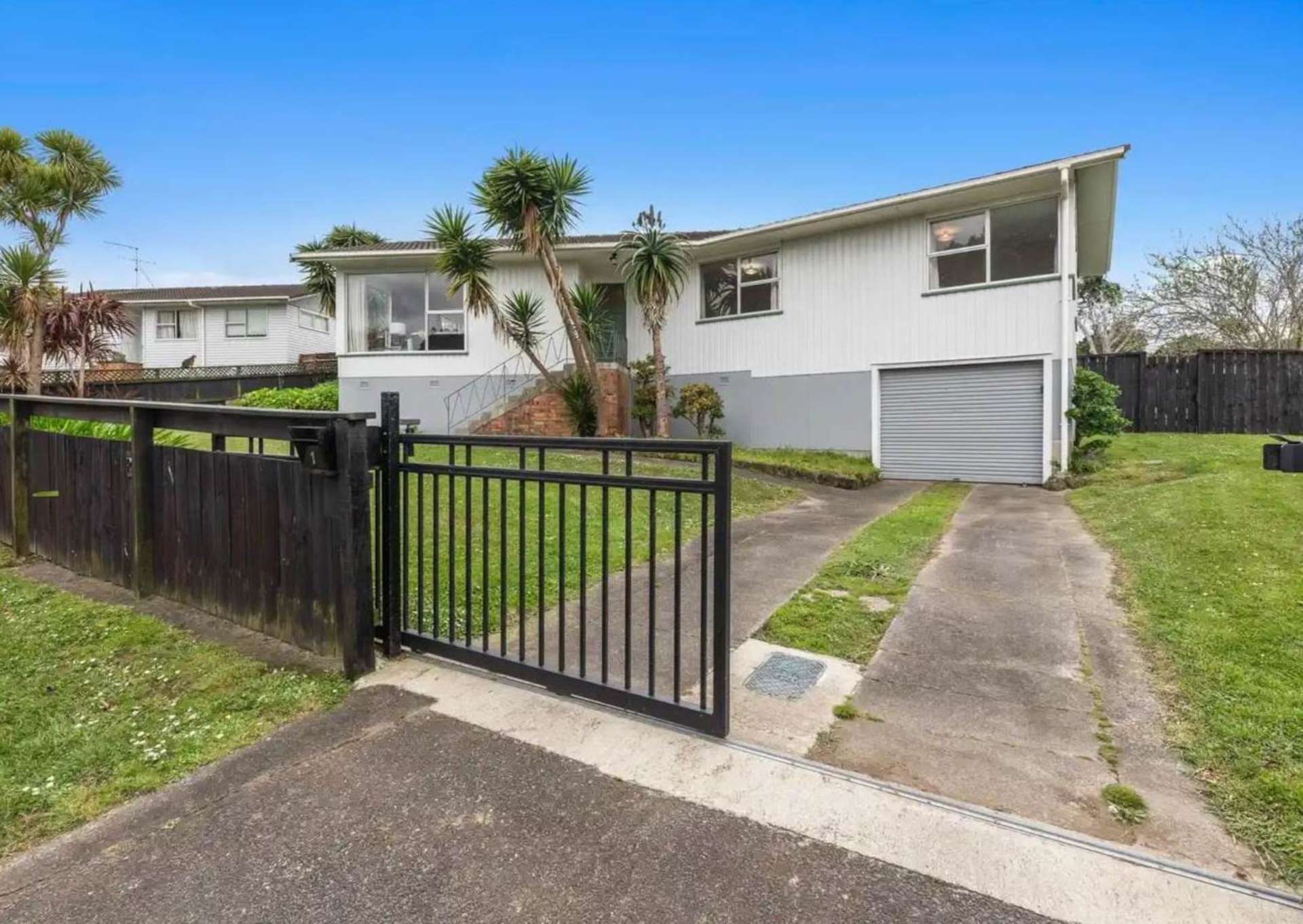 1 Benmore Place Manurewa_0