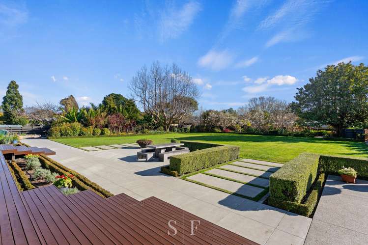 8 Ngarara Road Waikanae_32