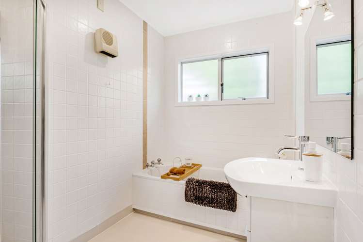 1/83 Meadway Sunnyhills_10