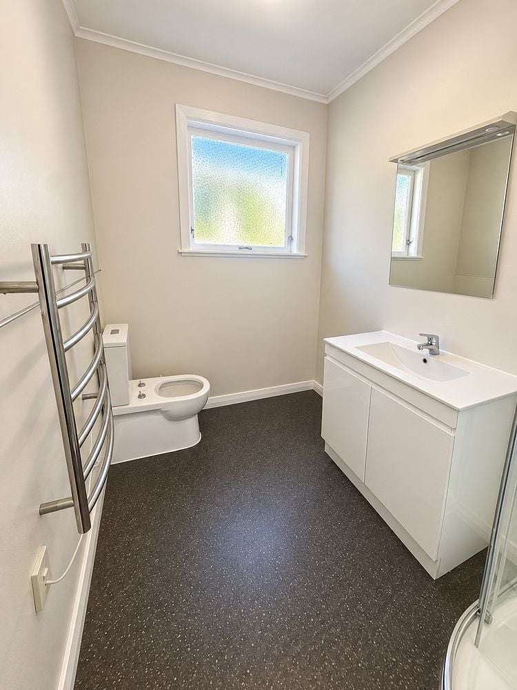 32 Redwood Avenue Tawa_6