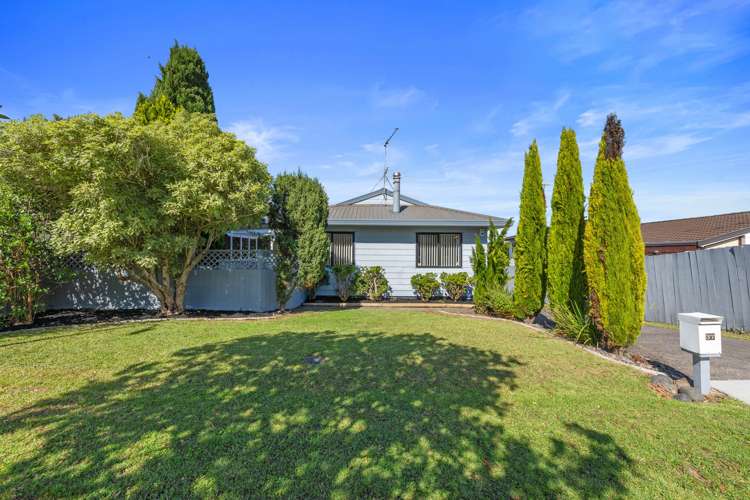 37 Gosford Drive Botany Downs_30