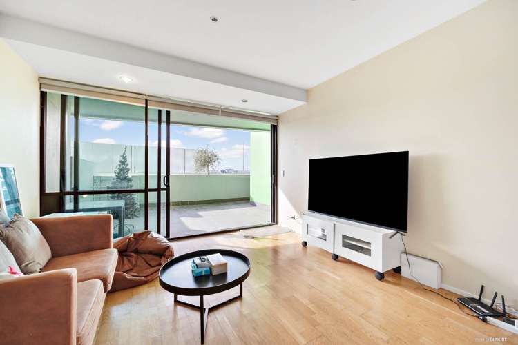 506/18 Beach Road Auckland Central_0