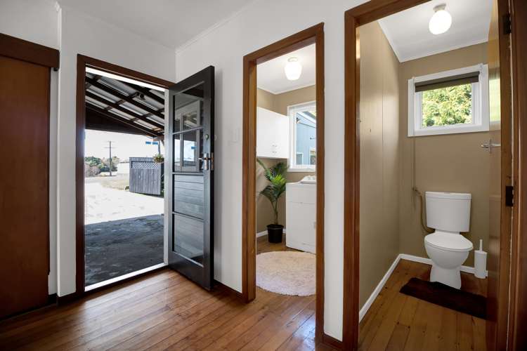 162 Seaview Road Westown_8