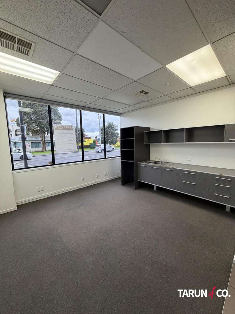 FF/3053 Great North Road New Lynn_5