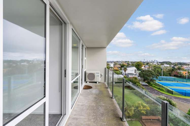 8/160 Kepa Road Orakei_26