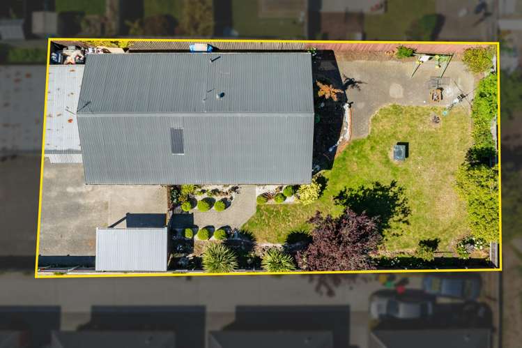 2/291 Main South Road Hornby_16