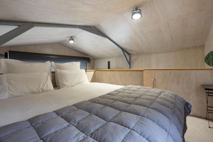 21 & 21a Beach Valley Road Piha_17