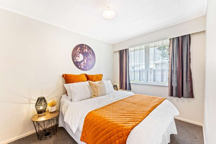 1240a Fergusson Drive Brown Owl_10